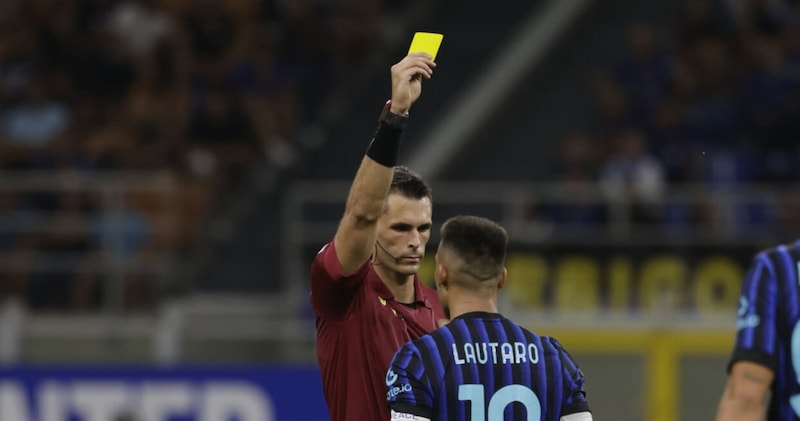 Doppi gialli, perdite di tempo e un nuovo fuorigioco: le proposte studiate dall&rsquo;IFAB