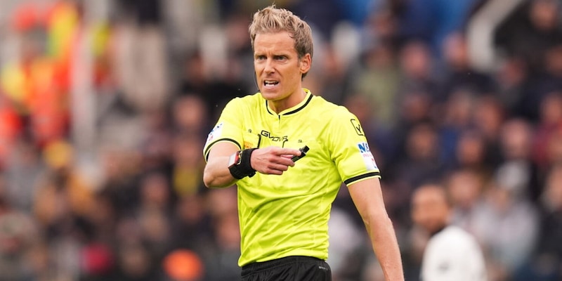 Dal primo gol di Ronaldo agli addii di Chiellini e Dybala: l'arbitro di Cremonese-Juve