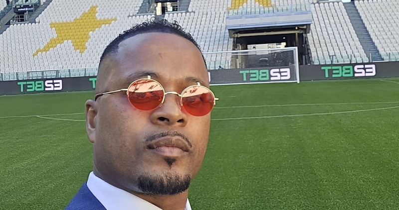 Evra cuore Juve, rieccolo allo Stadium: "Che bello tornare a casa. Gobbo assoluto"