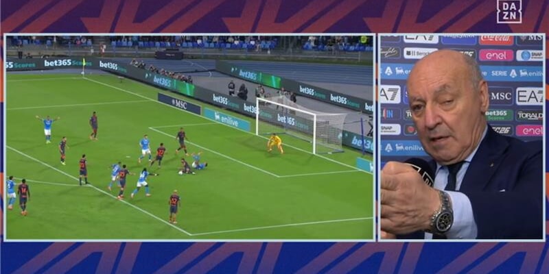Furia Marotta sul rigore del Napoli: "Non è un rigorino questo? Spiegatemi perché ha deciso l'assistente e non l'arbitro" 21 Furia Marotta sul rigore del Napoli: "Non è un rigorino questo? Spiegatemi perché ha deciso l'assistente e non l'arbitro"