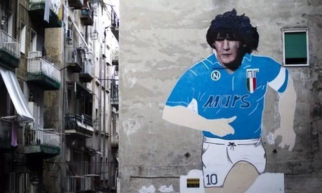 Largo Maradona riapre nel giorno di Diego: "Un gesto di dialogo per restituire il luogo alla città" 2 Largo Maradona riapre nel giorno di Diego: "Un gesto di dialogo per restituire il luogo alla città"