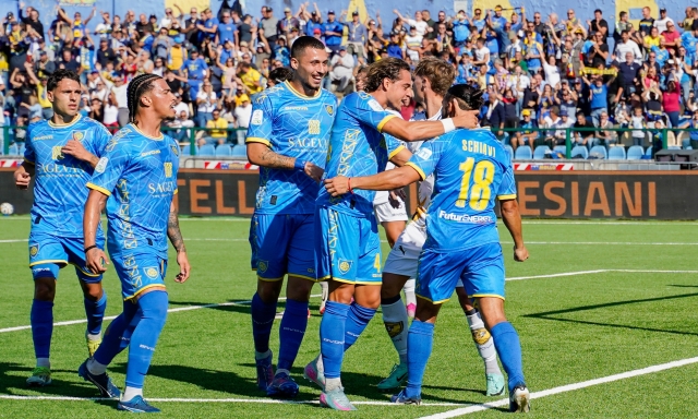 L'Empoli la risolve nel recupero. La Carrarese torna al successo dopo sei giornate