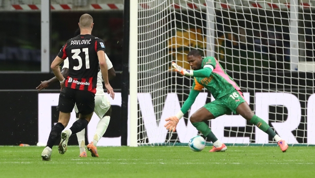 Brutto Milan, non basta Leao: rimonta Pisa a S. Siro. Athekame evita il ko, ma è un'occasione persa