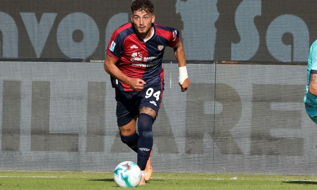 Esposito cerca il primo squillo: l'attaccante del Cagliari è a secco da 284 giorni