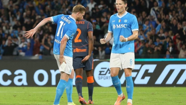 Incredibile De Bruyne: segna il rigore contro l'Inter, poi esce in lacrime. Cosa è successo 15 Incredibile De Bruyne: segna il rigore contro l'Inter, poi esce in lacrime. Cosa è successo