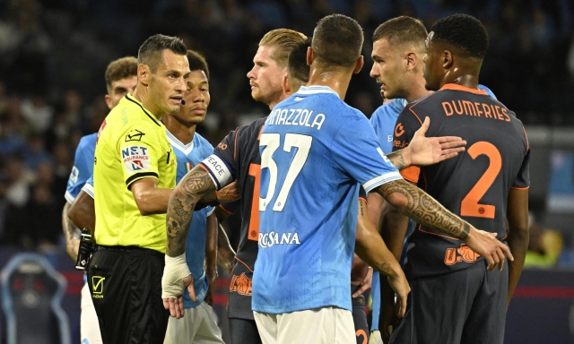 Giocatori e allenatori ammoniti o espulsi nell'8ª giornata: i malus al Fantacampionato 3 Giocatori e allenatori ammoniti o espulsi nell'8ª giornata: i malus al Fantacampionato