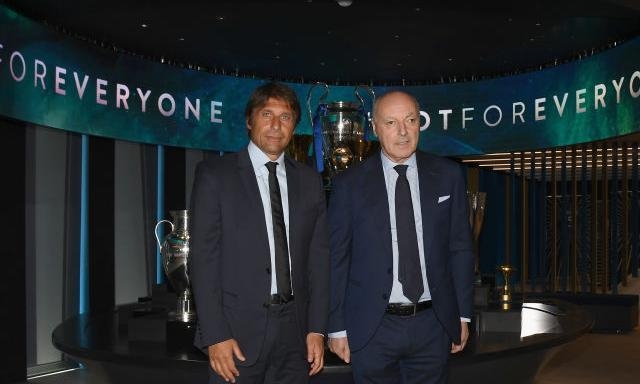 "I dirigenti che parlano a fine partita...". Ma quando era all'Inter Conte si arrabbiava se tacevano 4 "I dirigenti che parlano a fine partita...". Ma quando era all'Inter Conte si arrabbiava se tacevano
