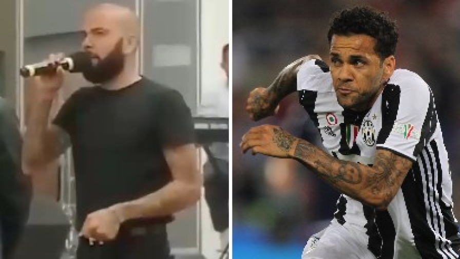 Dani Alves, da stella di Barça e Juve a... predicatore: il video è virale 4 Dani Alves, da stella di Barça e Juve a... predicatore: il video è virale