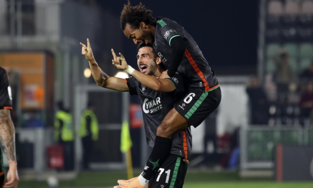 Kike Perez show: il Venezia asfalta il Sudtirol. Il Catanzaro affonda il Mantova 2 Kike Perez show: il Venezia asfalta il Sudtirol. Il Catanzaro affonda il Mantova