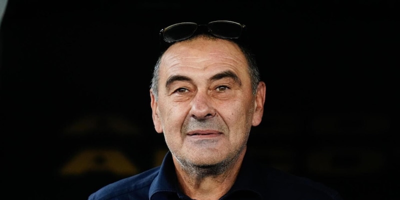 Sarri, che stoccata alla Fiorentina in crisi: "Un dirigente inopportuno..." 2 Sarri, che stoccata alla Fiorentina in crisi: "Un dirigente inopportuno..."