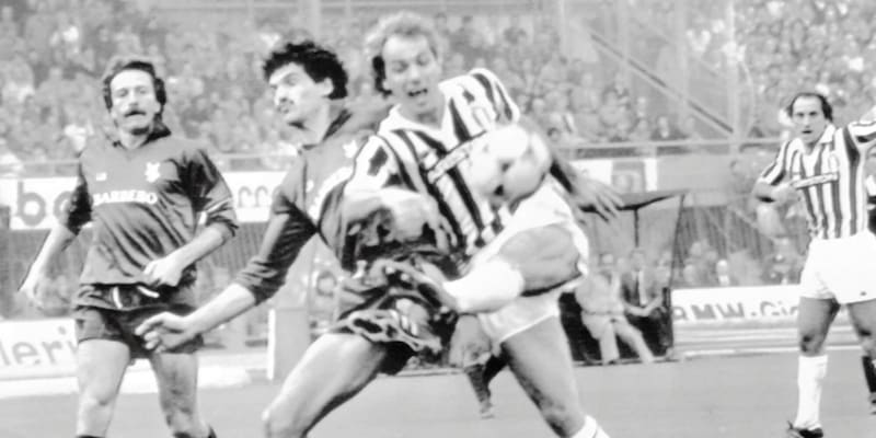 Quando era derby vero, anche a Tuttosport: Carlo Nesti rievoca gli epici Juve-Toro allo stadio e in redazione 1 Quando era derby vero, anche a Tuttosport: Carlo Nesti rievoca gli epici Juve-Toro allo stadio e in redazione