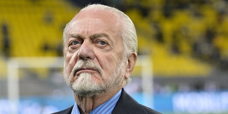 De Laurentiis: "Il Maradona &egrave; un semicesso. Il Napoli paga quanto il Psg, ma..."
