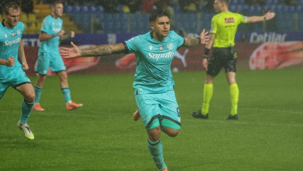 Parma-Bologna, le pagelle: Castro micidiale in area, 8. Ordoñez con l'incubo Odgaard, 4 2 Parma-Bologna, le pagelle: Castro micidiale in area, 8. Ordoñez con l'incubo Odgaard, 4