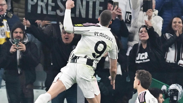 Spalletti, la Juve e il piano per tenere Vlahovic. E David potrebbe partire a gennaio: i dettagli 4 Spalletti, la Juve e il piano per tenere Vlahovic. E David potrebbe partire a gennaio: i dettagli