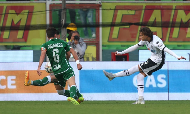 Blesa-Shpendi show, il Cesena cala il tris sull'Avellino e resta a -2 dal Modena 2 Blesa-Shpendi show, il Cesena cala il tris sull'Avellino e resta a -2 dal Modena