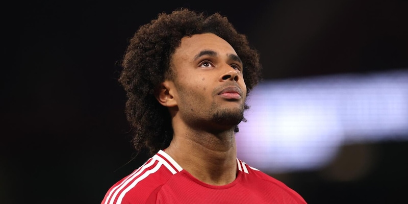 Roma, c'è un problema per Zirkzee: il dubbio del Manchester United. Massara ha fretta 1 Roma, c'è un problema per Zirkzee: il dubbio del Manchester United. Massara ha fretta