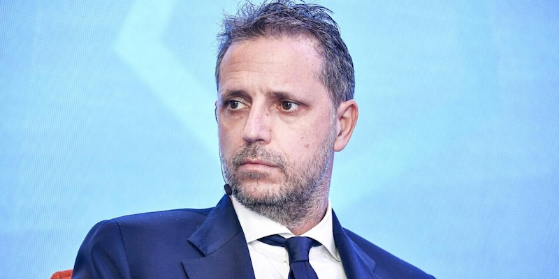 Sos Fiorentina: arriva Paratici e ha gi&agrave; due nomi per il mercato