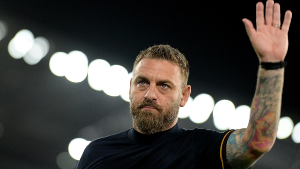 De Rossi torna a casa: dall'esordio a Totti, la vita di quel biondino diventato eroe