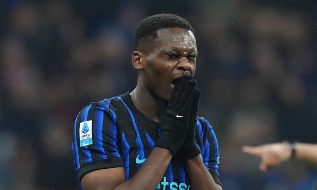 Inter, si ferma Bonny. Con l'Atalanta non ci sarà