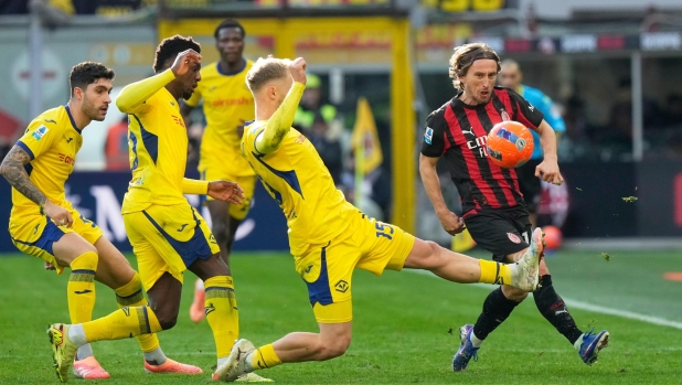 Milan-Verona, le pagelle: Modric taglia e cuce, 7. Nelsson fa un regalo al Diavolo: 4,5