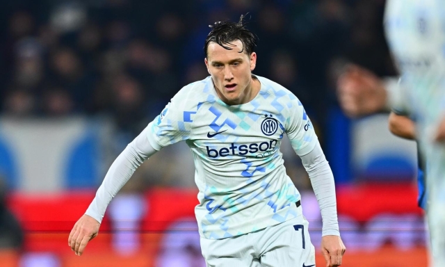 Zielinski, frecciata a Inzaghi: "L'anno scorso ero in terza fila, il mister aveva i suoi titolarissimi" 4 Zielinski, frecciata a Inzaghi: "L'anno scorso ero in terza fila, il mister aveva i suoi titolarissimi"