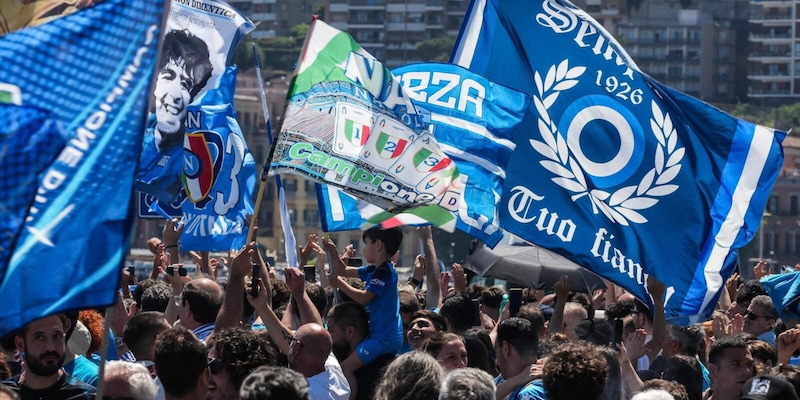 Napoli, Maradona sold out nella notte decisiva: conta solo vincere 4 Napoli, Maradona sold out nella notte decisiva: conta solo vincere