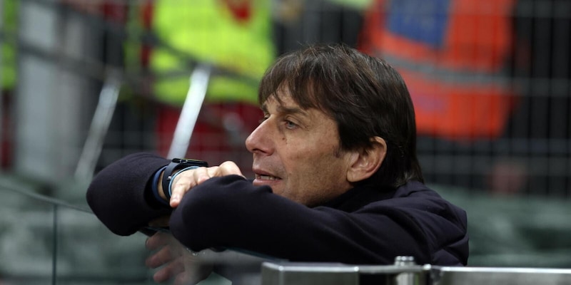 Napoli, vietato mollare: Conte sa che è ancora lunga 2 Napoli, vietato mollare: Conte sa che è ancora lunga