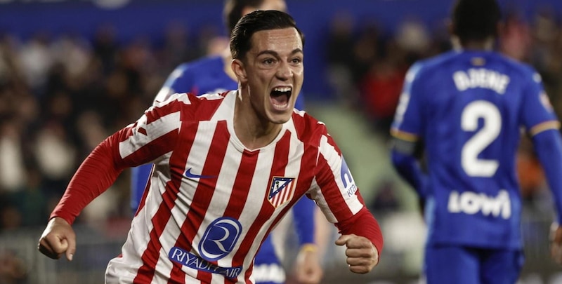 Clamoroso, la Lazio sta cercando di soffiare Raspadori alla Roma