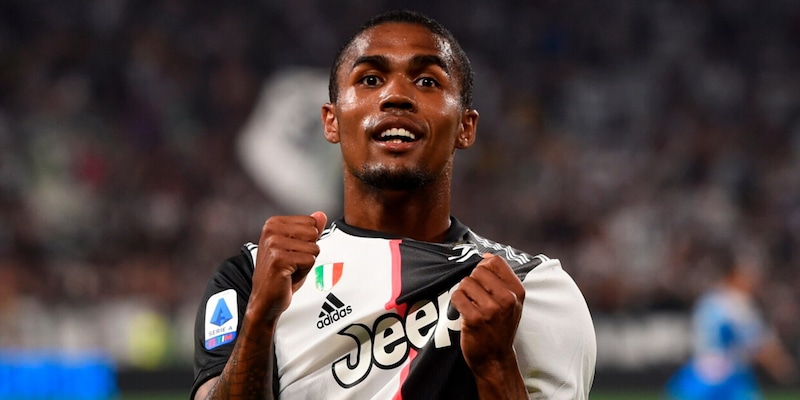 Douglas Costa torna in Italia e va in Serie D! Il clamoroso scenario sull&rsquo;ex Juve