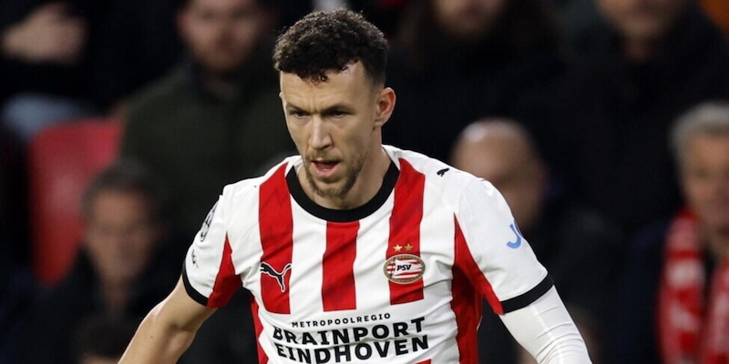 Inter, in arrivo una super offerta per Dumfries: Perisic ha gi&agrave; scelto, accelerata per Norton-Cuffy