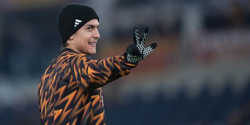 Roma, che sollievo: l'infortunio di Dybala non &egrave; grave