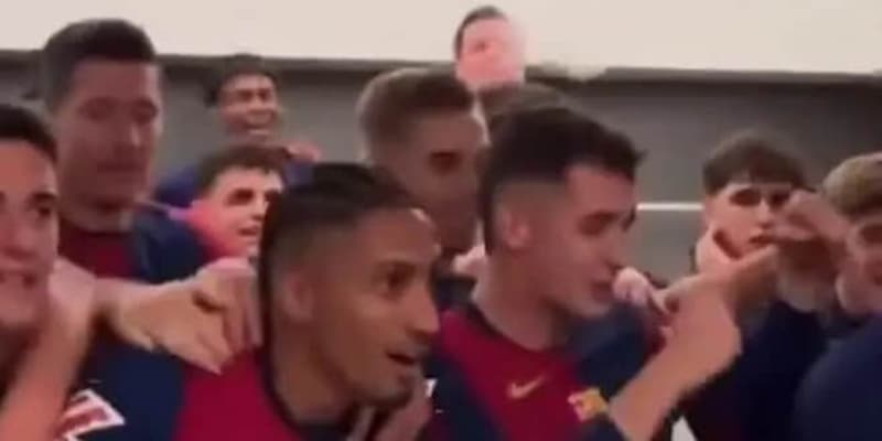 "Questo non si può riprendere": Szczesny il solito, gaffe social di Yamal 1 "Questo non si può riprendere": Szczesny il solito, gaffe social di Yamal