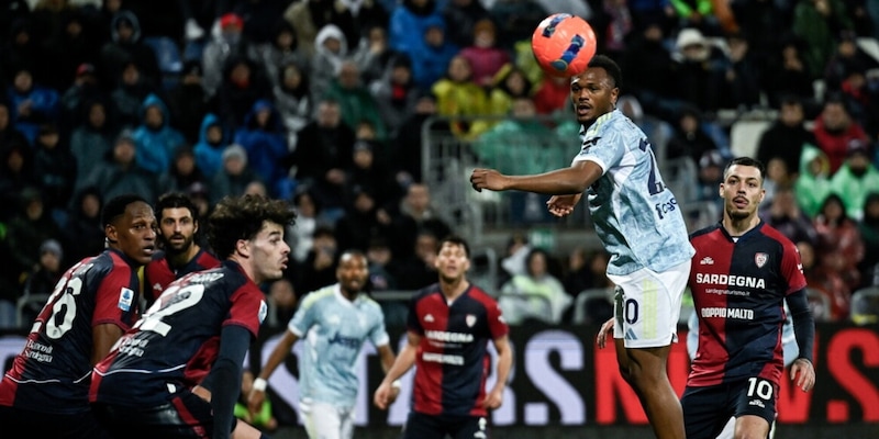 Juve a nudo, a Cagliari annaspa nel mare di cross: il gioco c'&egrave; ma a Spalletti serve un bomber vero