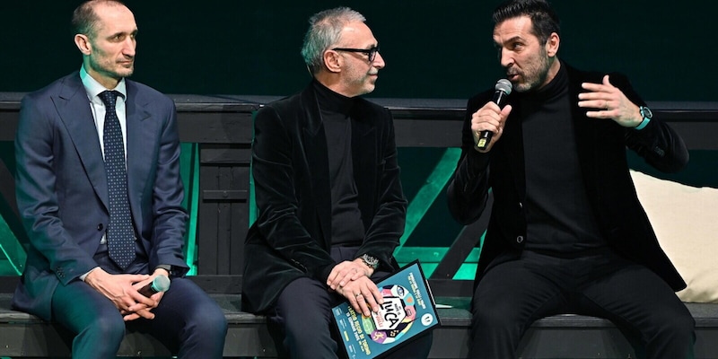 Tutti per uno. Uno soltanto: Gianluca Vialli. Da Buffon a Ferrara e Ravanelli, un mare di ricordi 1 Tutti per uno. Uno soltanto: Gianluca Vialli. Da Buffon a Ferrara e Ravanelli, un mare di ricordi