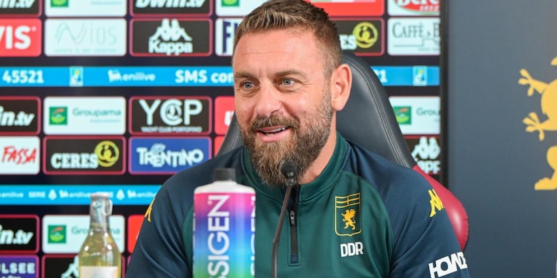 De Rossi: "In Baldanzi vedo tanto. Venturino? Alla Roma arriva un mio protetto". Poi si emoziona su Svilar: "È nella top 3 mondiale" 3 De Rossi: "In Baldanzi vedo tanto. Venturino? Alla Roma arriva un mio protetto". Poi si emoziona su Svilar: "È nella top 3 mondiale"