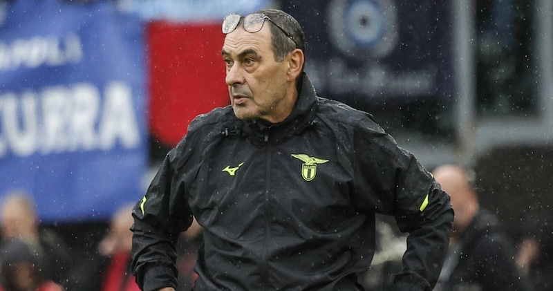 Sarri duro: "Il Napoli è più forte. Castellanos? Avremmo potuto arrivarci pronti" 1 Sarri duro: "Il Napoli è più forte. Castellanos? Avremmo potuto arrivarci pronti"