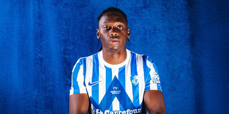 Parma, tris di colpi verso la Juve: dopo Nicolussi Caviglia e Carboni, nuovo attaccante per Cuesta 1 Parma, tris di colpi verso la Juve: dopo Nicolussi Caviglia e Carboni, nuovo attaccante per Cuesta