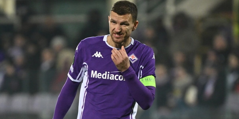 Dzeko ufficiale allo Schalke 04: "Fiorentina? Non &egrave; andata come volevo. Sono sicuro che..."