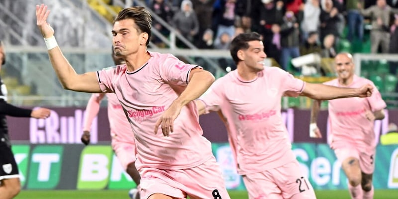 Il Palermo batte lo Spezia: Segre gol, Inzaghi a -1 dal Monza. Il Modena torna a vincere col Pescara 1 Il Palermo batte lo Spezia: Segre gol, Inzaghi a -1 dal Monza. Il Modena torna a vincere col Pescara