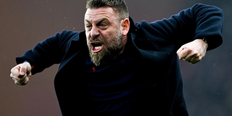 "Ho fatto casino", la battuta di De Rossi in tv dopo la folle vittoria contro il Bologna 2 "Ho fatto casino", la battuta di De Rossi in tv dopo la folle vittoria contro il Bologna