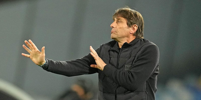 Conte diretta dopo Napoli-Fiorentina: conferenza stampa e interviste LIVE 3 Conte diretta dopo Napoli-Fiorentina: conferenza stampa e interviste LIVE