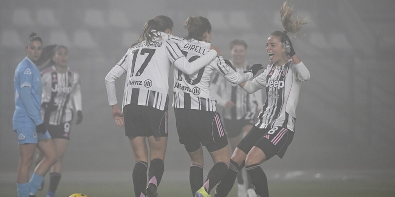 Girelli show, la Juve Women batte ancora il Napoli: in semifinale di Coppa Italia c'&egrave; la Fiorentina