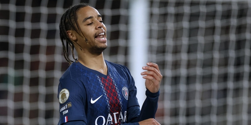 Barcola decisivo, il Psg si riprende la vetta in Ligue 1. Liga, vittoria in extremis per il Levante 1 Barcola decisivo, il Psg si riprende la vetta in Ligue 1. Liga, vittoria in extremis per il Levante