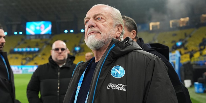 De Laurentiis esalta il Napoli: "Favolosi! Cosa avremmo fatto senza i 9 assenti?" 4 De Laurentiis esalta il Napoli: "Favolosi! Cosa avremmo fatto senza i 9 assenti?"