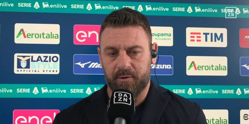 De Rossi e la battuta a Sarri sull&rsquo;Olimpico vuoto: &ldquo;C&rsquo;era pi&ugrave; gente a Figline - Ostiamare&hellip;&rdquo;