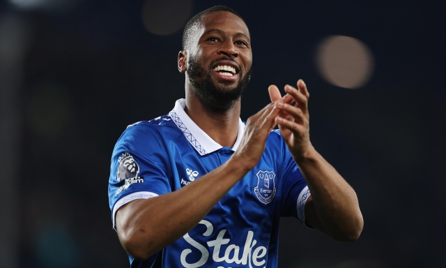 Juve, Spalletti un centravanti lo vuole: saltato En-Nesyri, l'idea last minute è Beto. I dettagli