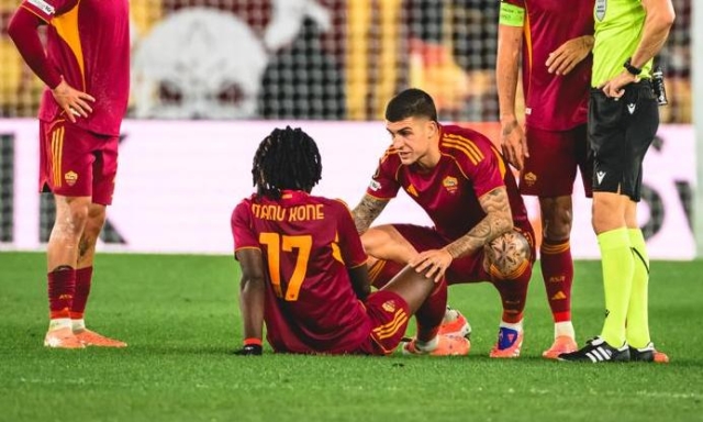 Roma, questa è una mazzata: Koné si fa male e chiede il cambio, quanto starà fuori? 4 Roma, questa è una mazzata: Koné si fa male e chiede il cambio, quanto starà fuori?