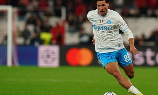 Napoli, sorpresa Conte: contro il Sassuolo sarà turnover. Out Neres, Vergara titolare