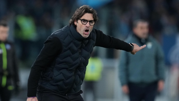 Vanoli: "Siamo arrabbiati, ma la Fiorentina sta uscendo fuori. Serve un po' di pazienza"