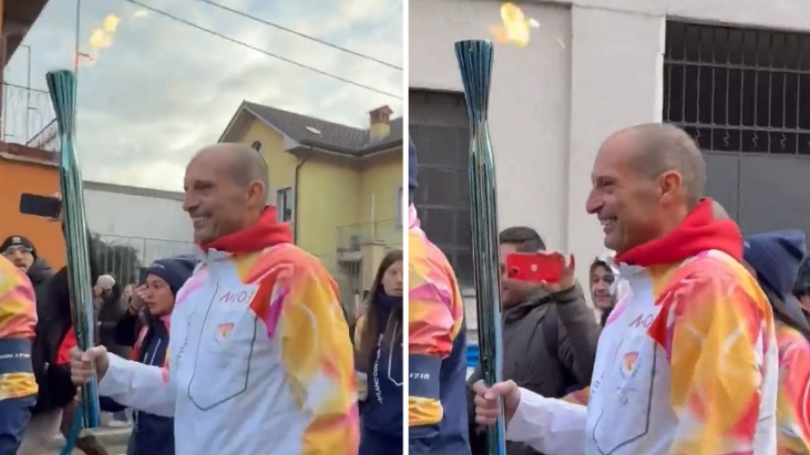 Allegri tedoforo d'eccezione. E un tifoso gli urla: "Togli Fofana!"